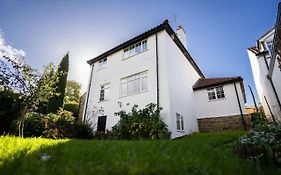 Beautiful Detached Home In Quaint Village Setting